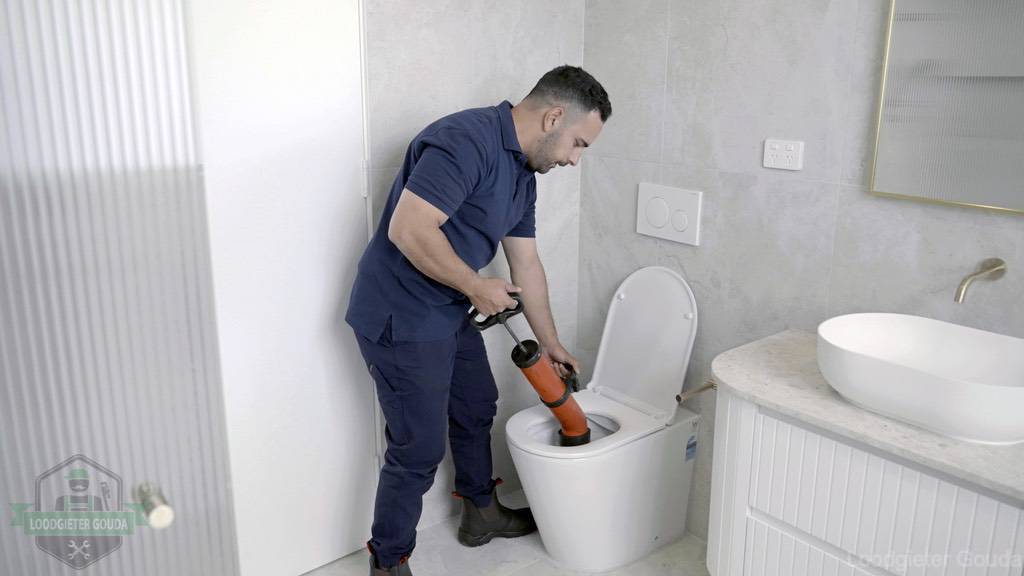 Ontstoppen Wc Loodgieter Gouda